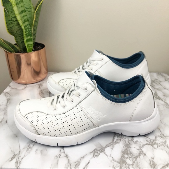 dansko elise sneaker
